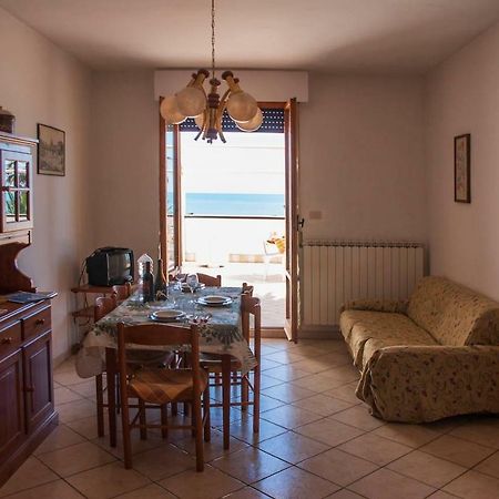 Appartamento Di Antonio Fronte Mare Montesilvano Marina Εξωτερικό φωτογραφία